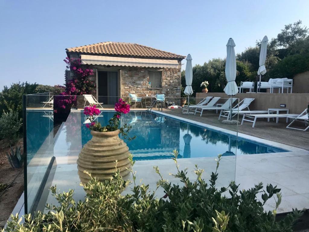 Luxury Villa + Guest House Couchers De Soleil Mer Skiathos by Eksteriør billede