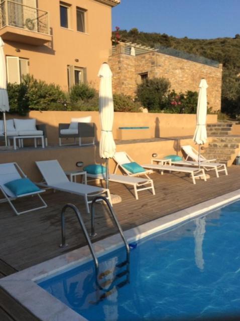 Luxury Villa + Guest House Couchers De Soleil Mer Skiathos by Eksteriør billede